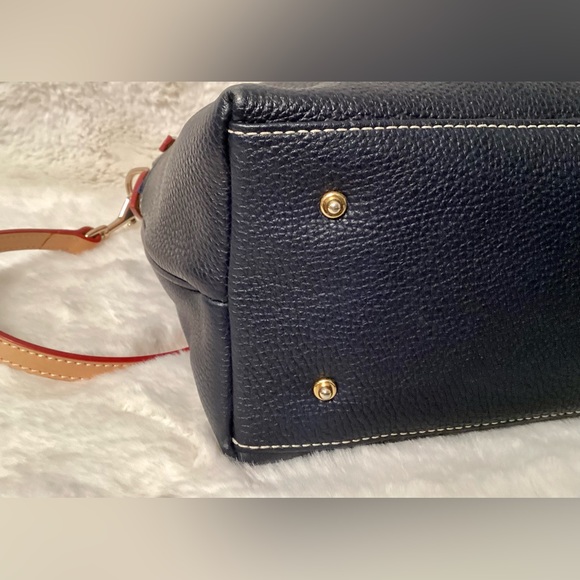 Dooney & Bourke - Picture 7 of 16